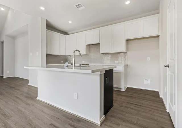 5th image of 22812 Ella Falls Ct, Porter, TX 77365 | MLS# 93155914