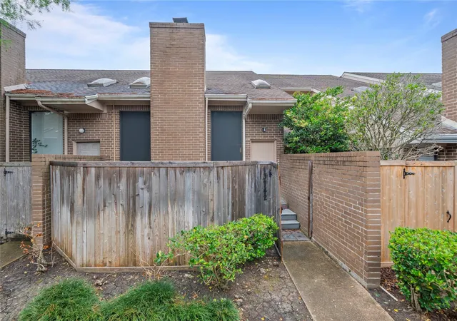Photo 2 of Townhouse for sale at 13742 Hollowgreen Dr #604, Houston, TX 77082 | MLS# 17611802 | Listing updated on 2026-06-25