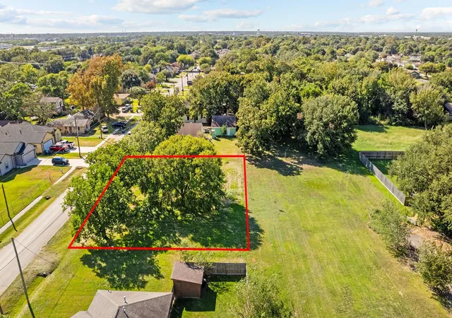 4th image of 2522 3Rd Ave N, Texas City, TX 77590 | MLS# 59521674