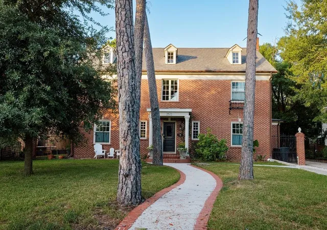 Photo 1 of Single family home for sale at 2522 Calumet St, Houston, TX 77004 | MLS# 14804481 | Listing updated on 2026-09-18