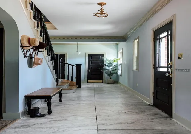 Photo 2 of Single family home for sale at 2522 Calumet St, Houston, TX 77004 | MLS# 14804481 | Listing updated on 2026-09-18