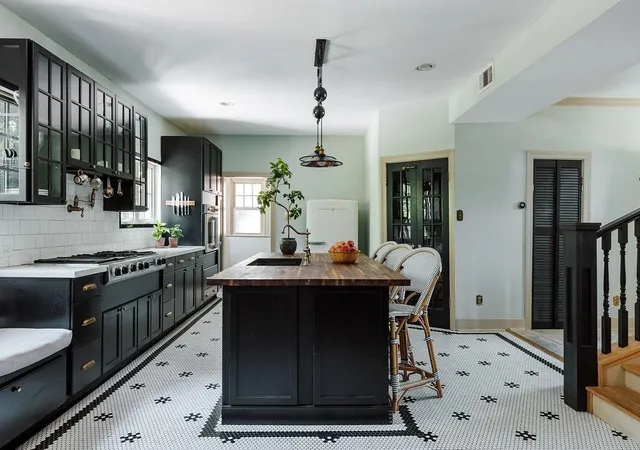 Photo 3 of Single family home for sale at 2522 Calumet St, Houston, TX 77004 | MLS# 14804481 | Listing updated on 2026-09-18
