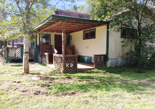 Photo 3 of Single family home for sale at 229 Lincoln Dr, Livingston, TX 77351 | MLS# 43724069 | Listing updated on 2026-09-01