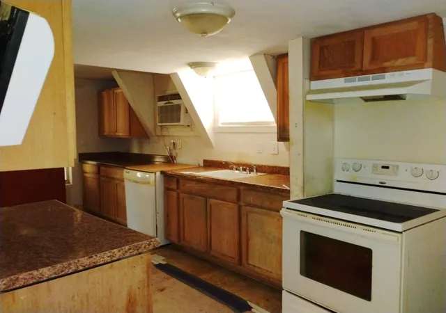 Photo 4 of Single family home for sale at 229 Lincoln Dr, Livingston, TX 77351 | MLS# 43724069 | Listing updated on 2026-09-01