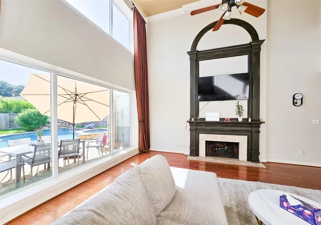 Homes for sale in Sugar Land, TX | 5007 Cambridge St, Sugar Land, TX 77479 | MLS# 6585109