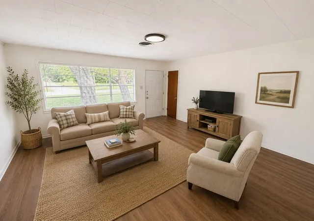 Photo 2 of Single family home for sale at 838 S Center St, Buffalo, TX 75831 | MLS# 90367890 | Listing updated on 2026-09-11