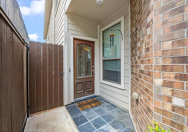 2nd image of 5309 Nolda St, Houston, TX 77007 | MLS# 54393479