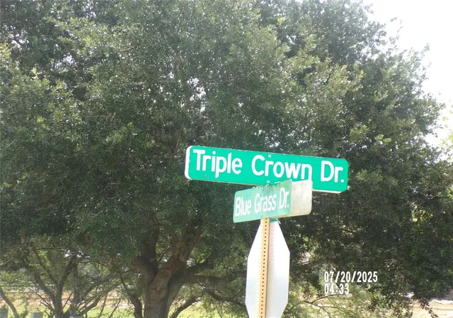 Photo 1 of Sale Pending at 3232 Triple Crown Dr, Richmond, TX 77406 | MLS# 36991571 | Listing updated on 2026-09-01