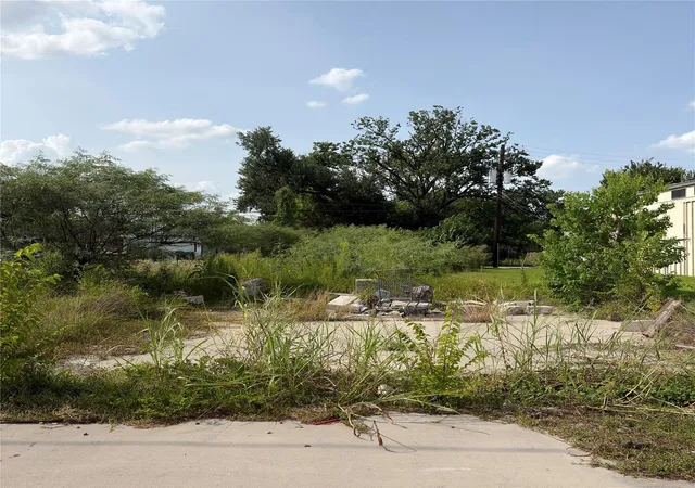 Photo 4 of Land for sale at 514 E 31st Street, Houston, TX 77018 | MLS# 46140926 | Listing updated on 2026-07-19