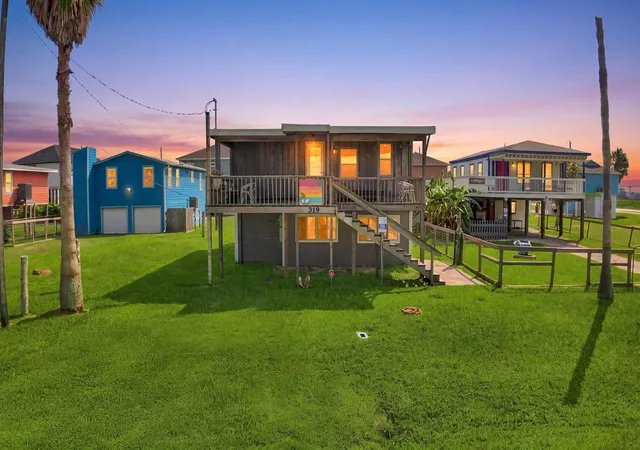 42nd image of 319 Coral Ct, Freeport, TX 77541 | MLS# 85055248