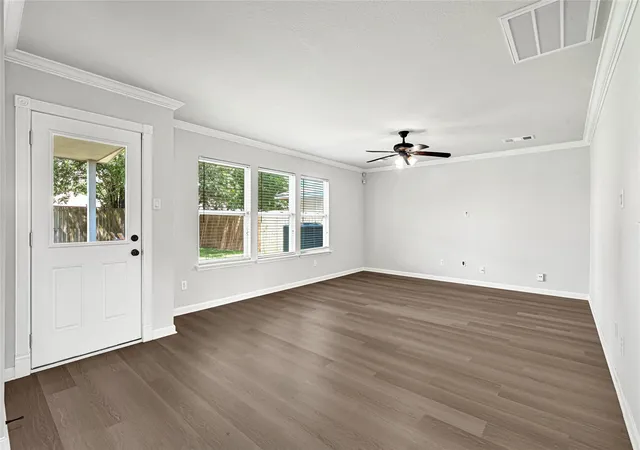 Photo 2 of Sale Pending at 10950 Fern Ter Dr, Houston, TX 77075 | MLS# 27741847 | Listing updated on 2026-09-11