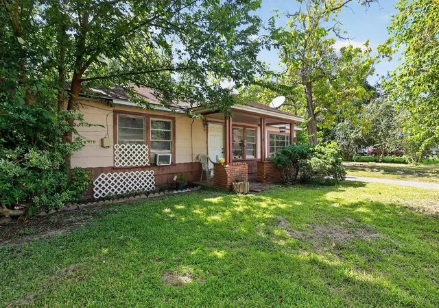Photo 1 of Sale Pending at 3500 Brooks, Bay City, TX 77414 | MLS# 20808719 | Listing updated on 2026-09-18