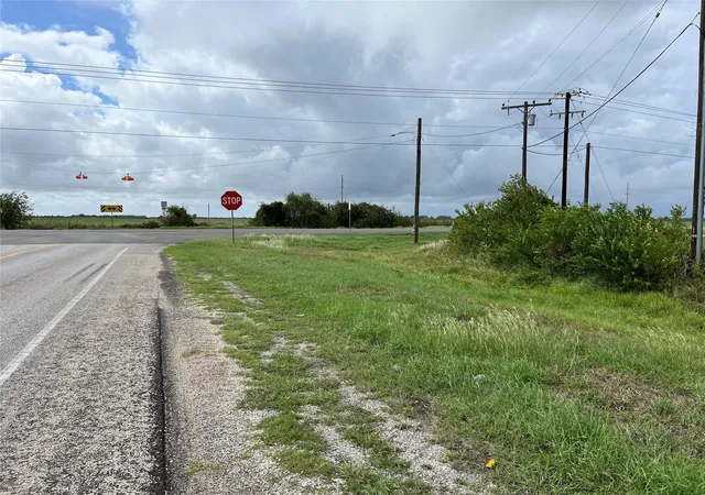 5th image of 81 Fm 521, Palacios, TX 77465 | MLS# 85473237