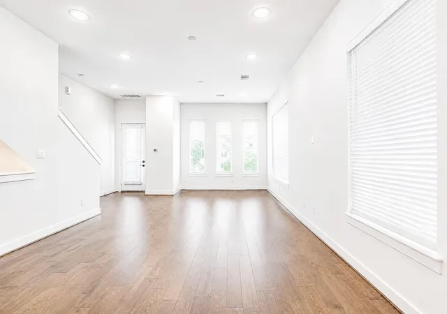 Photo 4 of Single family home for sale at 6344 Culberson St, Houston, TX 77021 | MLS# 47203318 | Listing updated on 2026-10-08