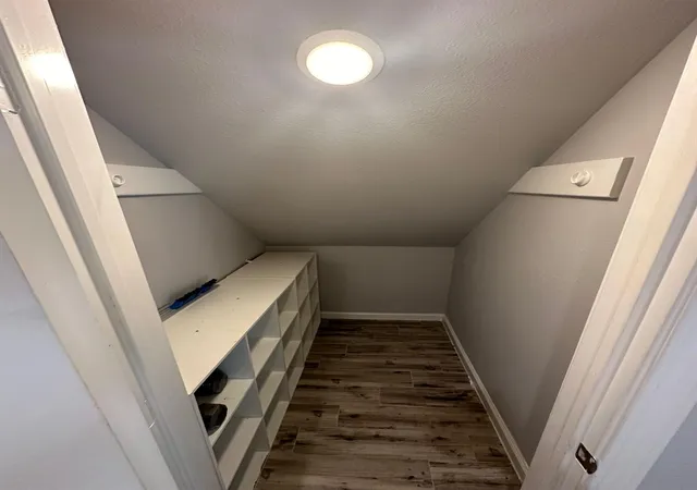 2nd image of 2744 Briarhurst Dr #35, Houston, TX 77057 | MLS# 57065078