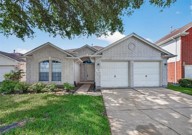 1st image of 1706 Teal Run Pl Dr, Fresno, TX 77545 | MLS# 24747952