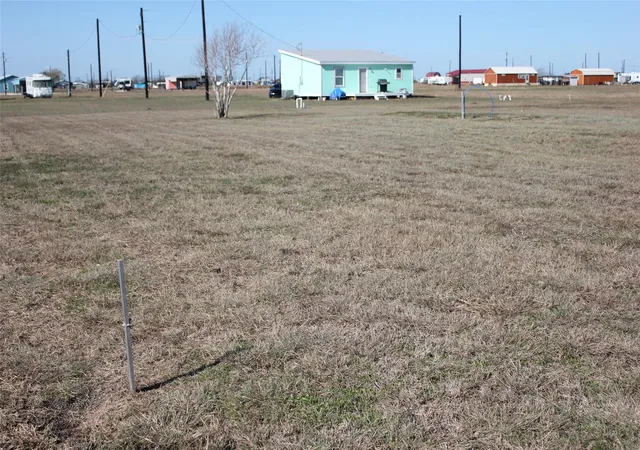 1st image of 52 Baracuda Dr, Palacios, TX 77465 | MLS# 76034762