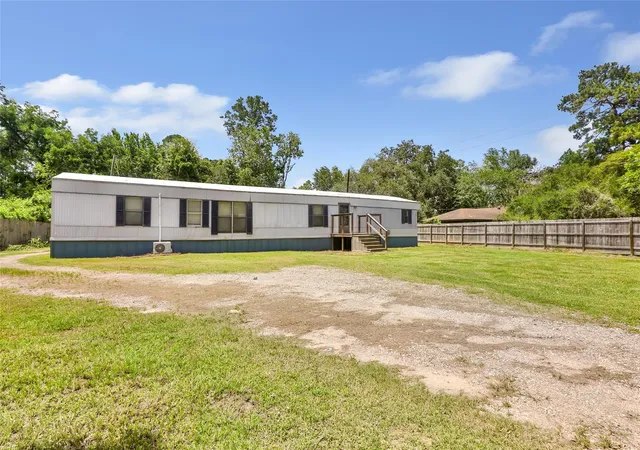 Photo 2 of Sale Pending at 104 W Lawrence St, Dayton, TX 77535 | MLS# 76276867 | Listing updated on 2026-06-21