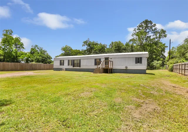 Photo 2 of Sale Pending at 104 W Lawrence St, Dayton, TX 77535 | MLS# 76276867 | Listing updated on 2026-06-21