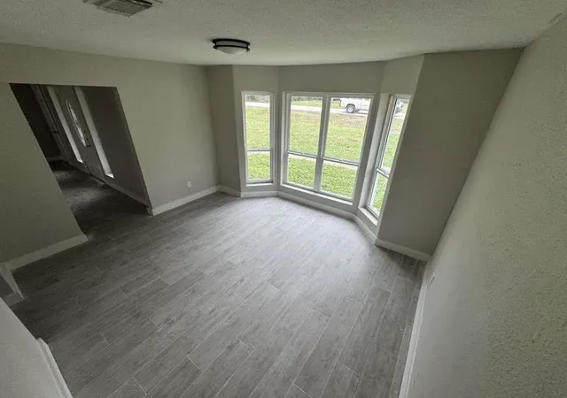 4th image of 529 Brandon Rd, Conroe, TX 77302 | MLS# 50488212