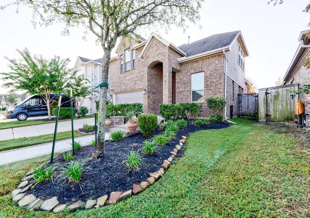 Photo 3 of Sale Pending at 15418 Rainbow Trout Dr, Cypress, TX 77433 | MLS# 54231050 | Listing updated on 2026-08-31