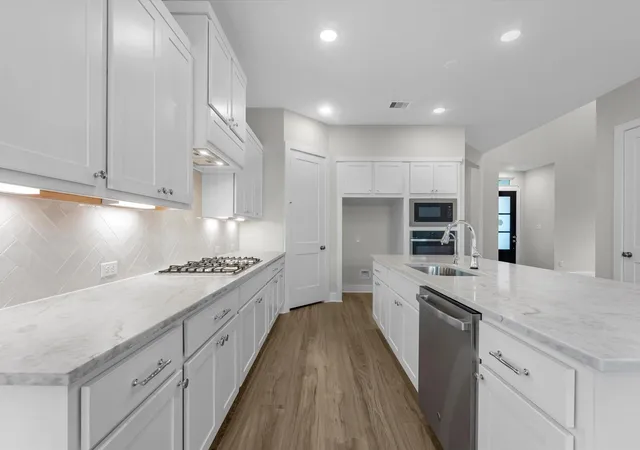 3rd image of 17823 Quartz Springs Ln, Tomball, TX 77377 | MLS# 44649706
