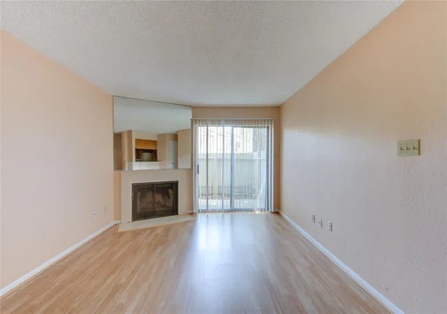 2nd image of 2120 El Paseo St #619, Houston, TX 77054 | MLS# 36819711