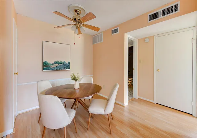 3rd image of 2120 El Paseo St #619, Houston, TX 77054 | MLS# 36819711