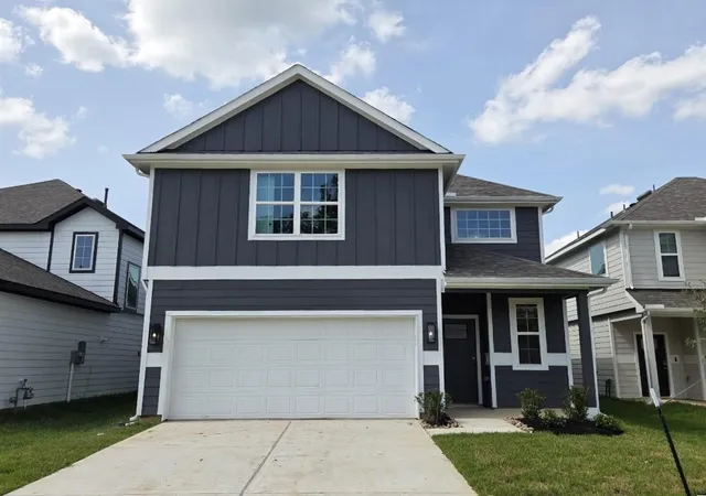 Photo 2 of Single family home for sale at 2356 Pipefish Dr, Conroe, TX 77384 | MLS# 56902939 | Listing updated on 2026-08-30