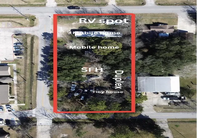 3rd image of 307 Pine Ln #5, Crosby, TX 77532 | MLS# 72965757