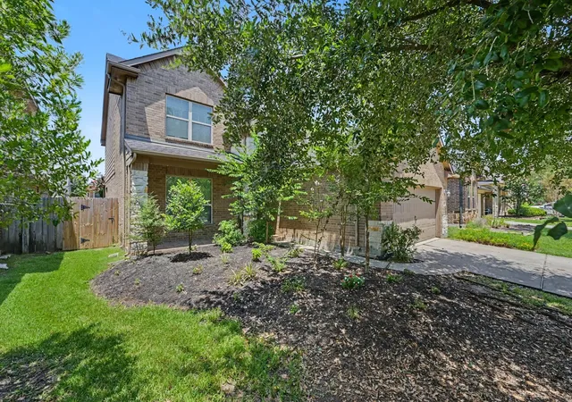 Photo 3 of Single family home for sale at 19315 Anchor Bay Ln, Humble, TX 77346 | MLS# 84281947 | Listing updated on 2026-10-09
