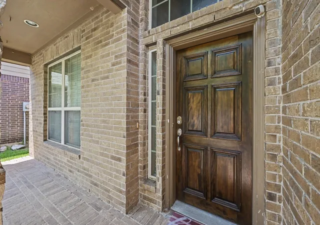 Photo 4 of Single family home for sale at 19315 Anchor Bay Ln, Humble, TX 77346 | MLS# 84281947 | Listing updated on 2026-10-09
