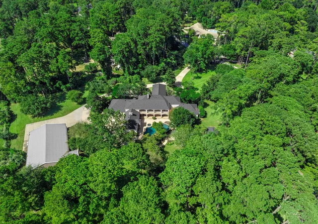 49th image of 18022 Country Hls, Tomball, TX 77377 | MLS# 38994573
