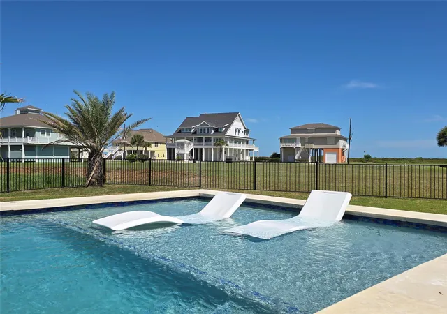 Photo 3 of Single family home for sale at 708 Colby Ct, Port Bolivar, TX 77650 | MLS# 40267708 | Listing updated on 2026-10-05