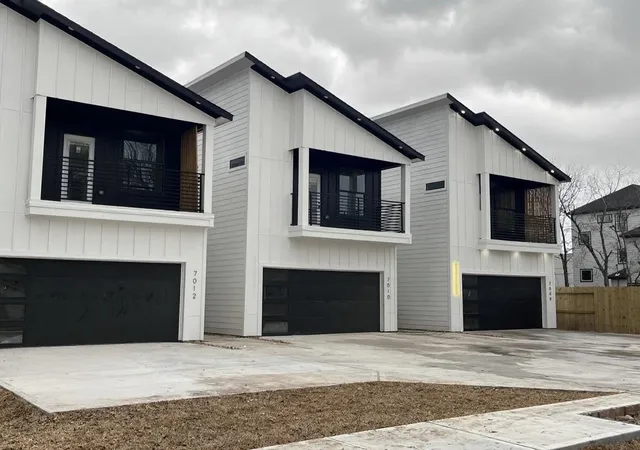 Photo 1 of Single family home for sale at 7012 Sidney St, Houston, TX 77021 | MLS# 14300775 | Listing updated on 2026-08-24