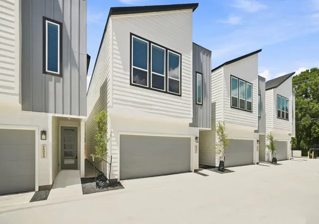 2nd image of 6057 Cebra St, Houston, TX 77091 | MLS# 81157999