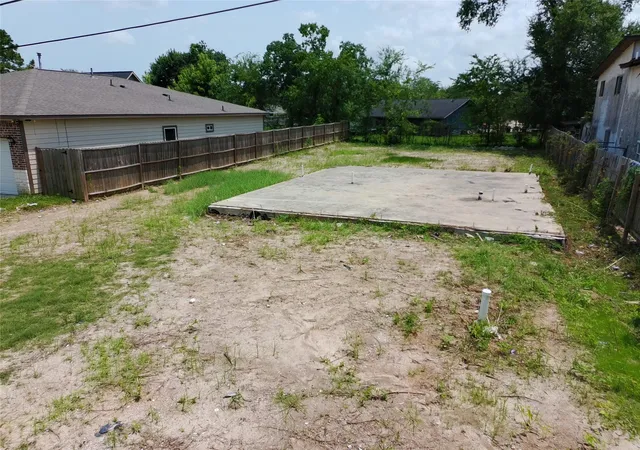 Photo 3 of Land for sale at 9502 Caddo Rd, Houston, TX 77078 | MLS# 48332411 | Listing updated on 2026-07-07