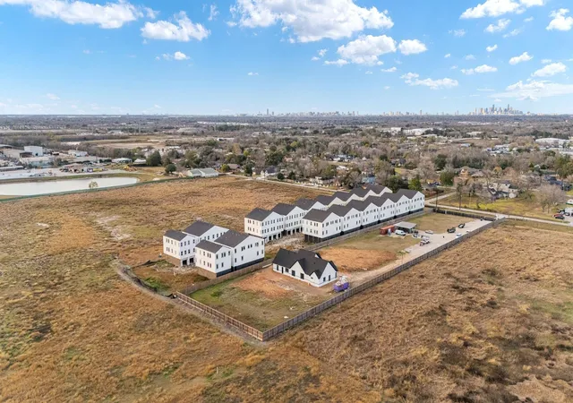 2nd image of Tbd 6020 Fuqua St, Houston, TX 77048 | MLS# 94002545