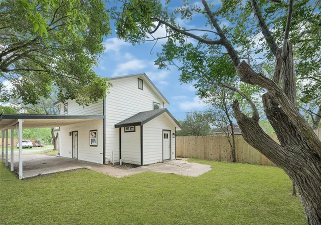 4th image of 507 E 3Rd St, El Campo, TX 77437 | MLS# 91557763