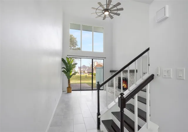 Photo 4 of Townhouse for sale at 1926 Clipper Ct, Willis, TX 77318 | MLS# 30841202 | Listing updated on 2026-09-20