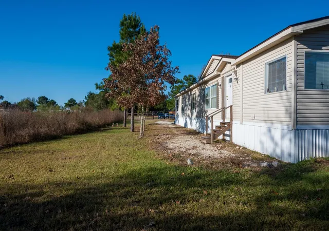 Photo 2 of Single family home for sale at 62 County Rd 5248, Cleveland, TX 77327 | MLS# 11845854 | Listing updated on 2026-04-10