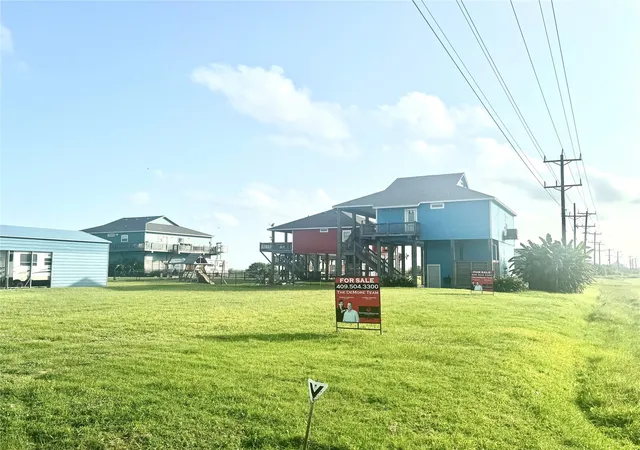 Homes for sale in Gilchrist, TX | 993 Jean St, Gilchrist, TX 77617 | MLS# 63676128