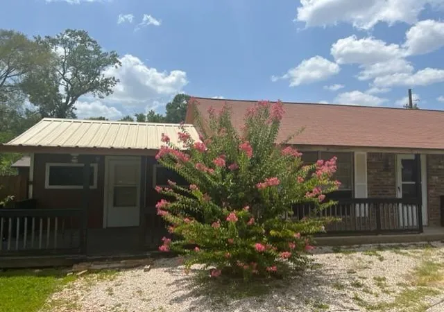 Photo 3 of Sale Pending at 1512 North 9Th Street, Conroe, TX 77301 | MLS# 96930878 | Listing updated on 2026-07-09