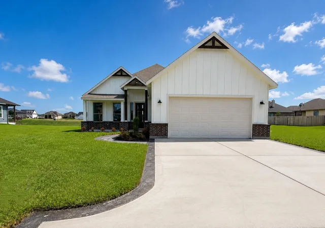 1st image of 10749 S Lake Mist Ln, Willis, TX 77318 | MLS# 16219337