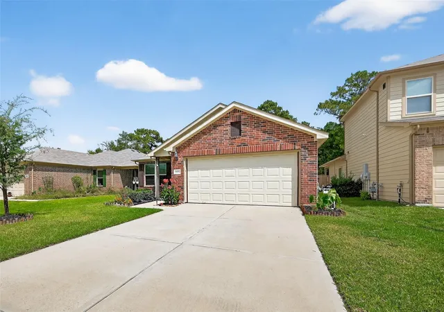 Photo 3 of Single family home for sale at 21222 Bush Brk Bnd Path, Tomball, TX 77377 | MLS# 32406260 | Listing updated on 2026-07-27