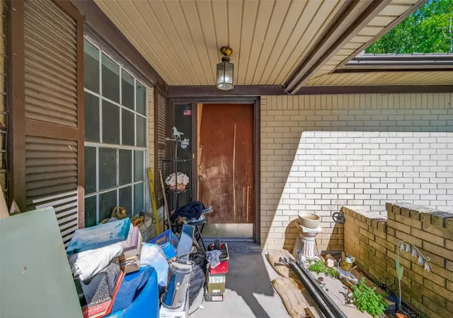 Photo 3 of Sale Pending at 12714 Dermott Dr, Houston, TX 77065 | MLS# 22420696 | Listing updated on 2026-09-12