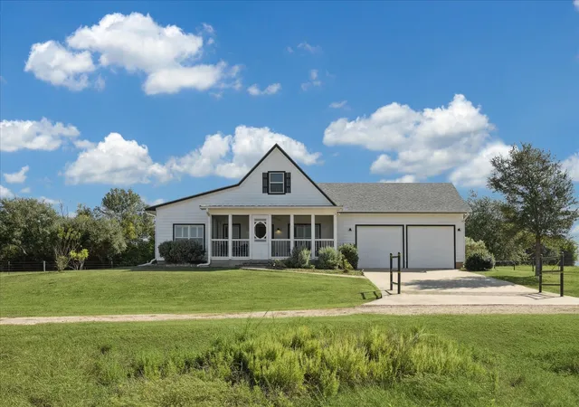 Photo 3 of Sale Pending at 5100 Jaeger Rd, Burton, TX 77835 | MLS# 47395262 | Listing updated on 2026-09-05