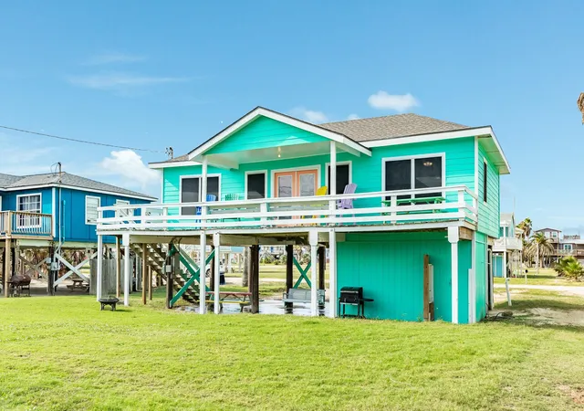 Homes for sale in Surfside Beach, TX | 411 Seashell Dr, Surfside Beach, TX 77541 | MLS# 34190721