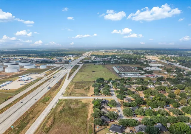 Photo 3 of Land for sale at 233 Kersten Rd, Sealy, TX 77474 | MLS# 18149132 | Listing updated on 2026-05-27