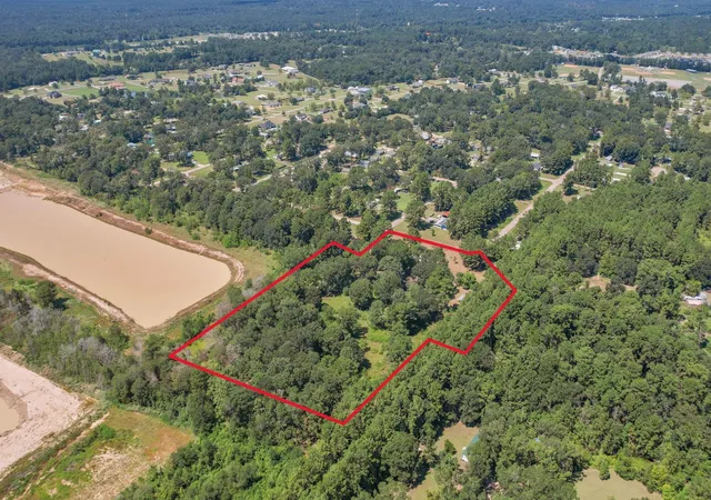 Photo 3 of Land for sale at 26092 Deerbrook Dr, Splendora, TX 77372 | MLS# 80530313 | Listing updated on 2026-07-20